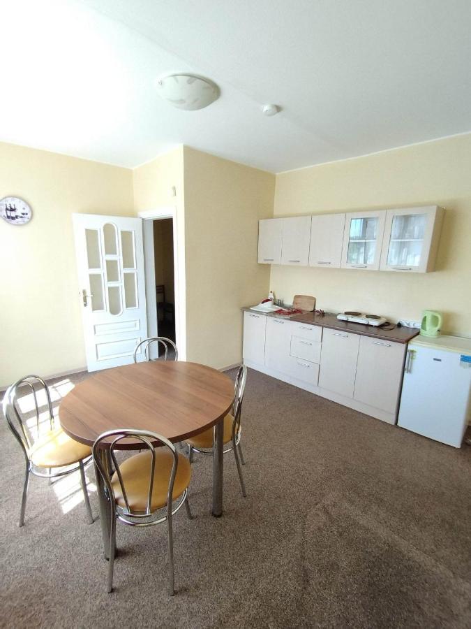 Apartamento Sun Kiss Sveciu Namai Klaipėda Exterior foto